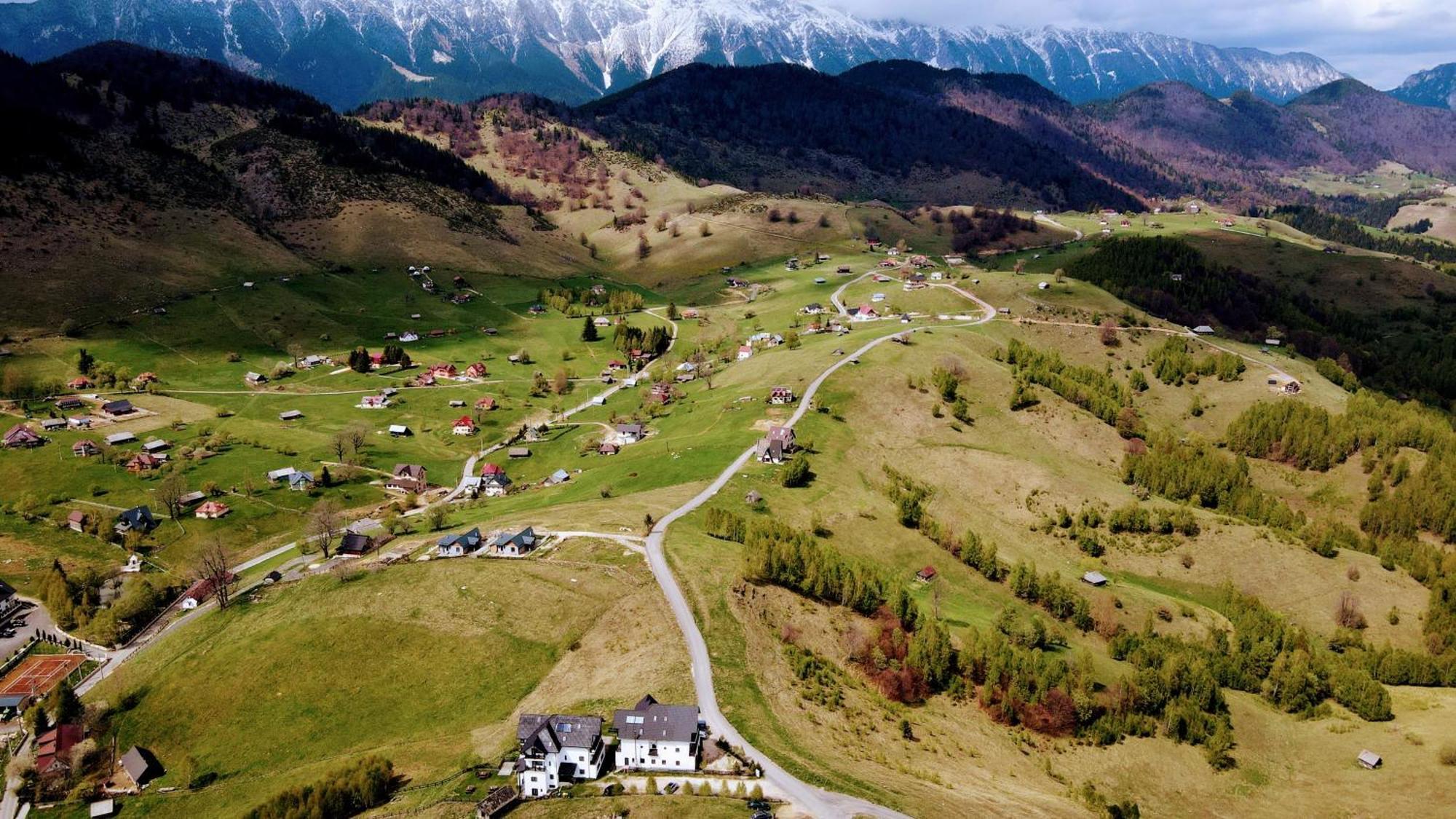 Pensiunea Soarelui Fundata Exterior photo